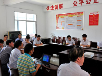 安徽省委常委、六安市市委書記孫云飛赴金寨縣水坪村村民文化中心項(xiàng)目調(diào)研