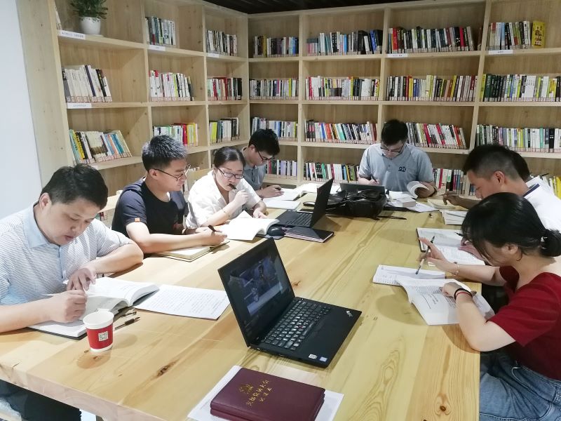 公司第三黨支部開展“不忘初心 牢記使命”主題教育集中學習黨員活動日