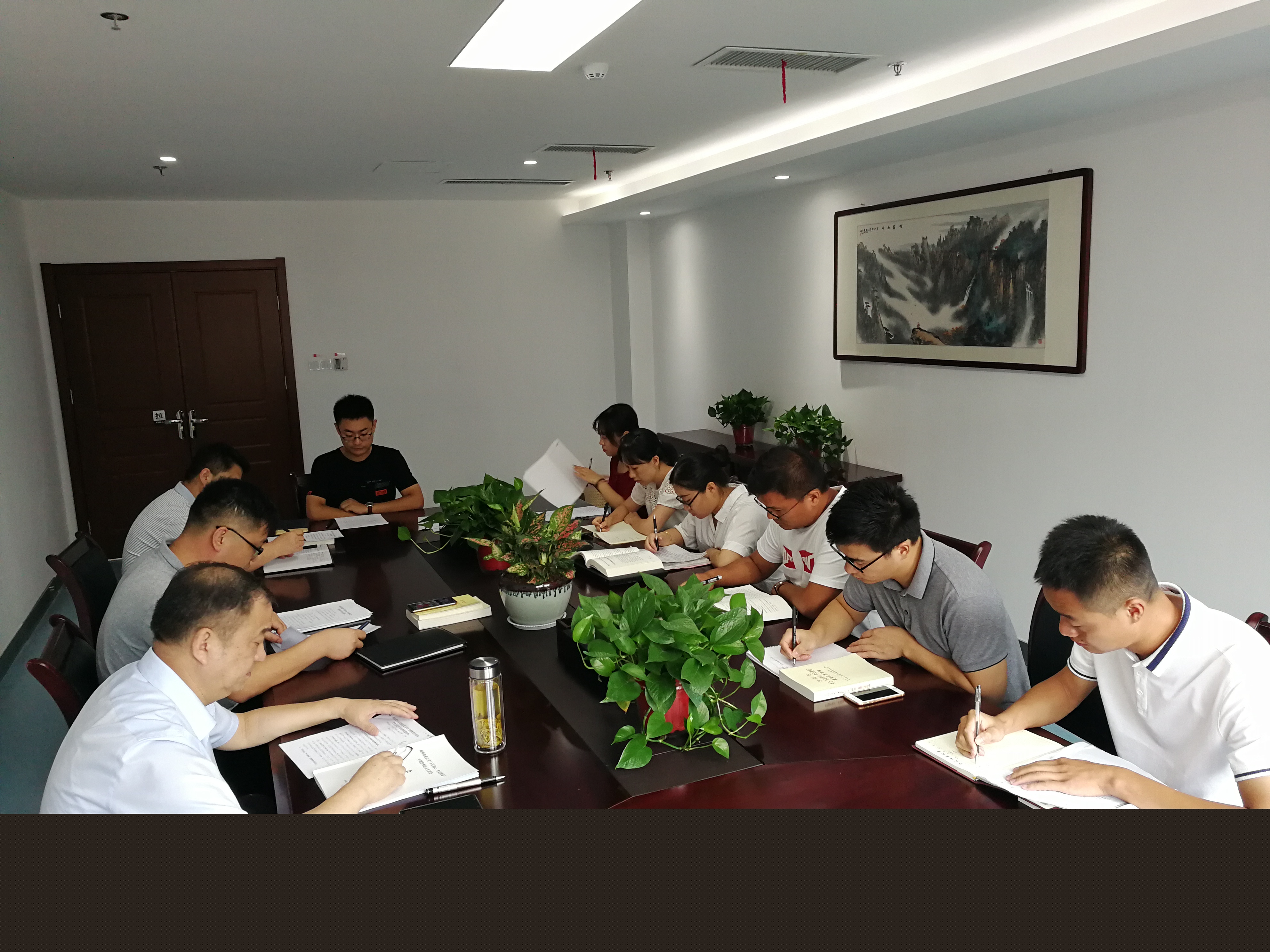 公司第三黨支部召開“不忘初心、牢記使命”主題教育專題民主生活會